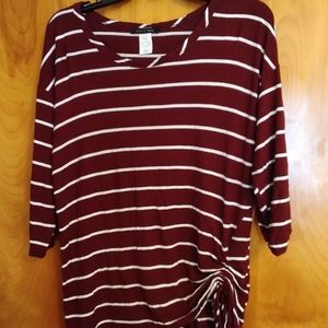 🌹3/$20🌹Burgundy Striped Top